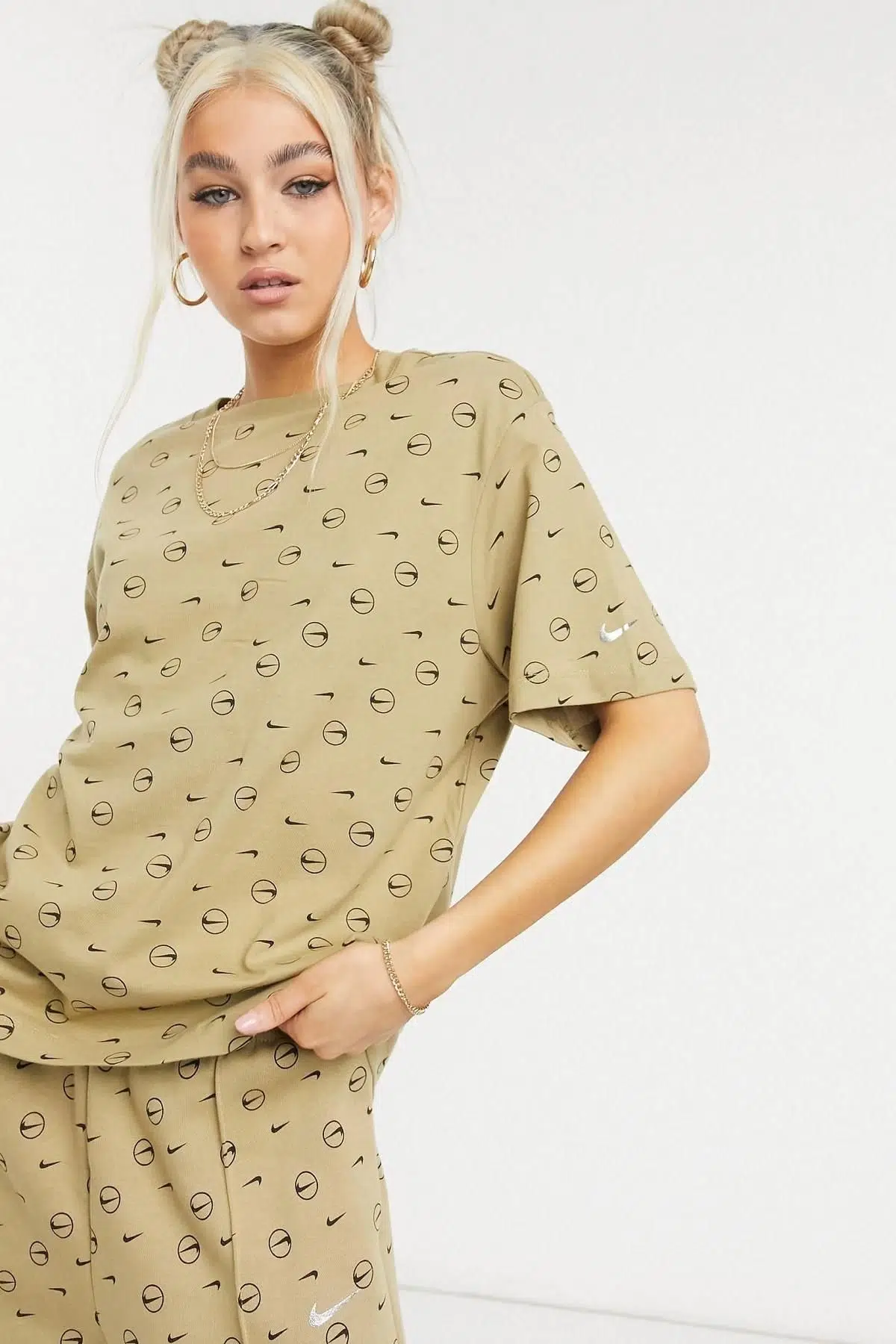 Nike Sportswear Swoosh Printed Short-Sleeve Top Loose Fit Bol Kesim Tişört