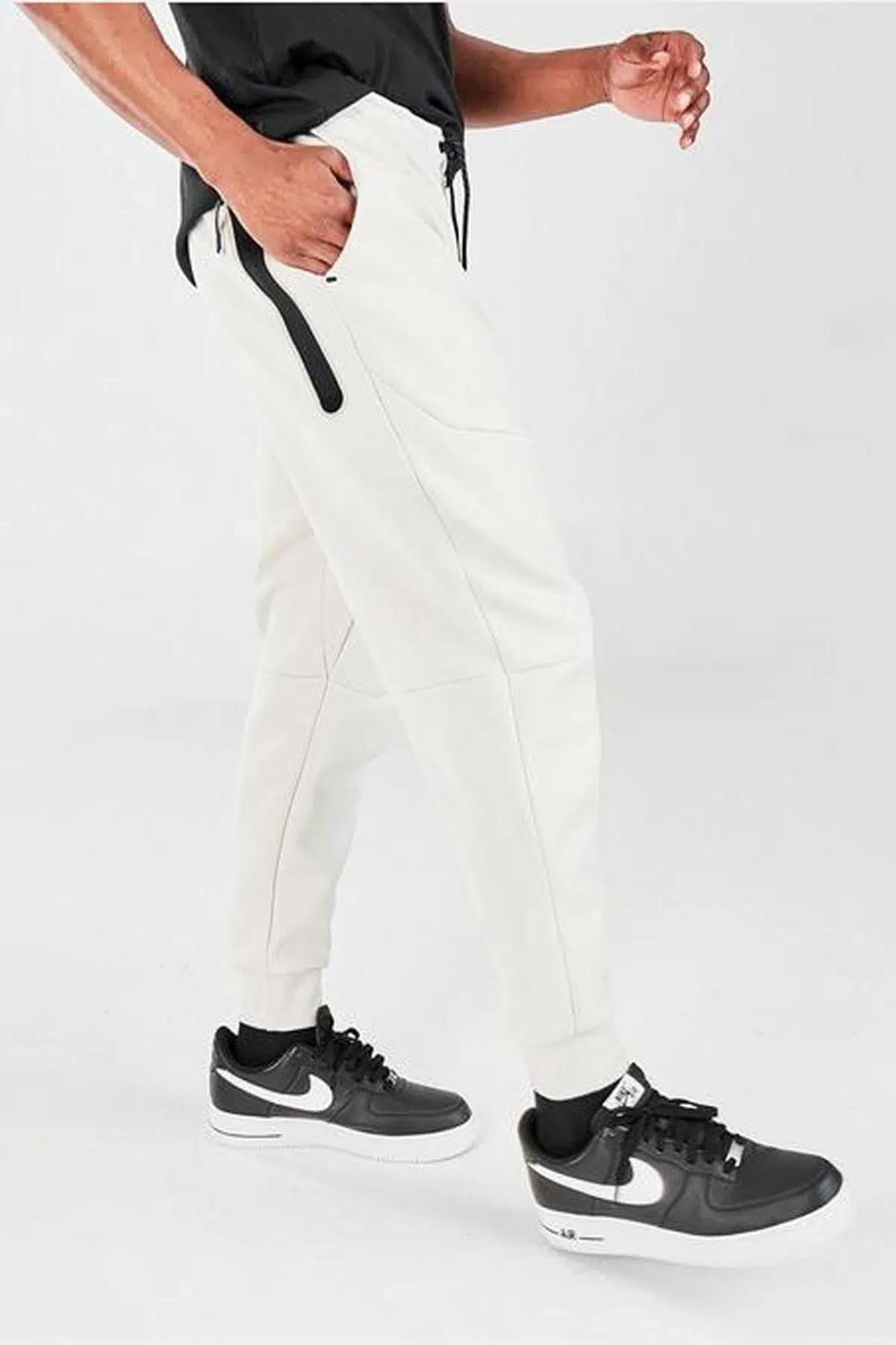 Nike Sportswear Tech Fleece Jogger Eşofman Altı