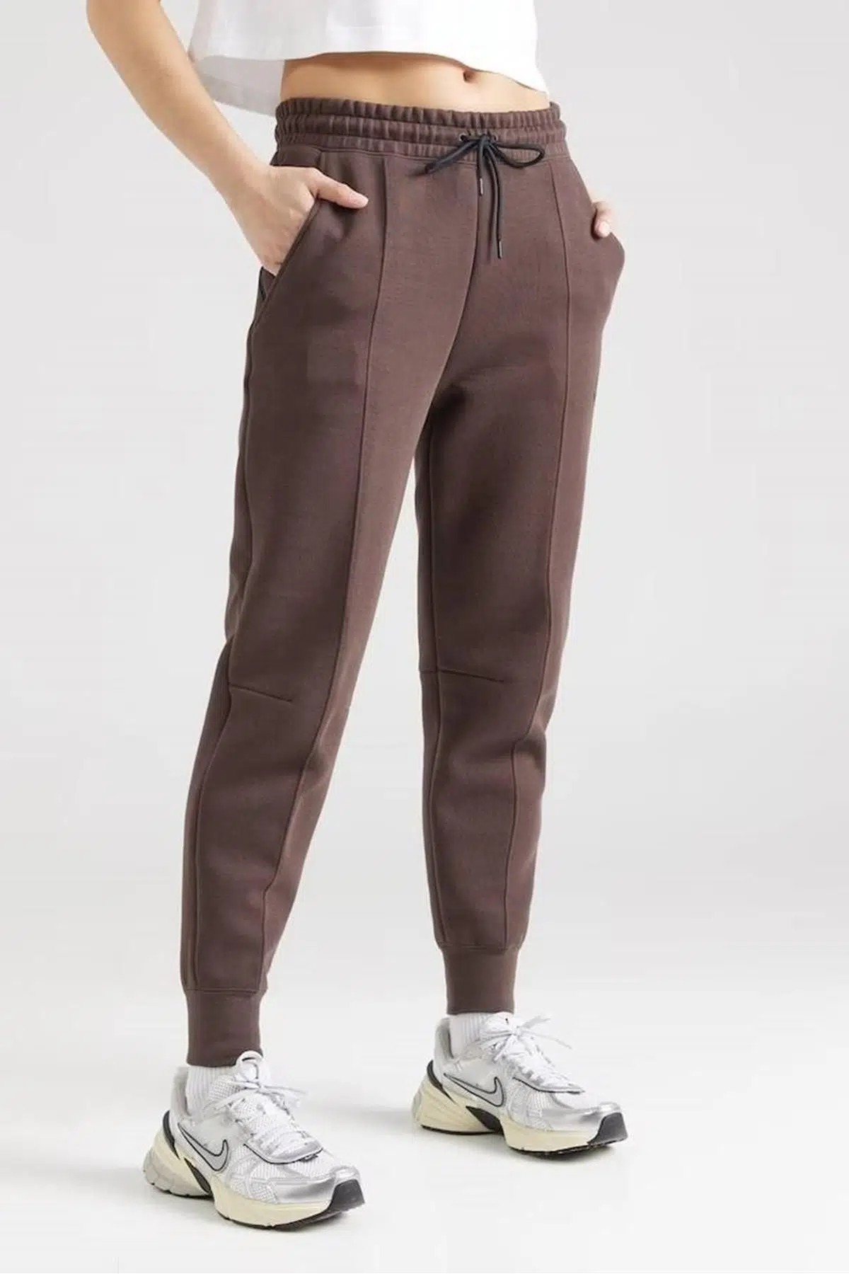 Nike Sportswear Tech Fleece Standart Fit Mid Rise Jogger Brown Kadın Eşofman Altı Kahverengi