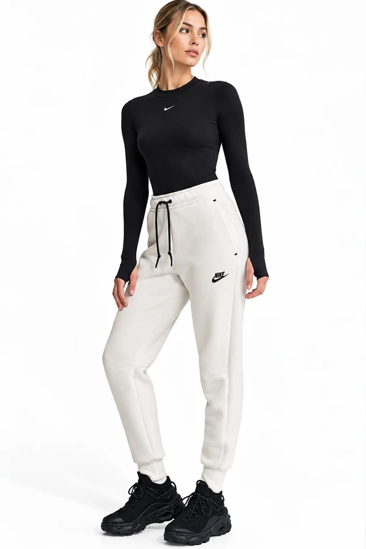 Nike Sportswear Tech Fleece Standart Fit Mid Rise Jogger Kadın Eşofman Altı Koyu Krem