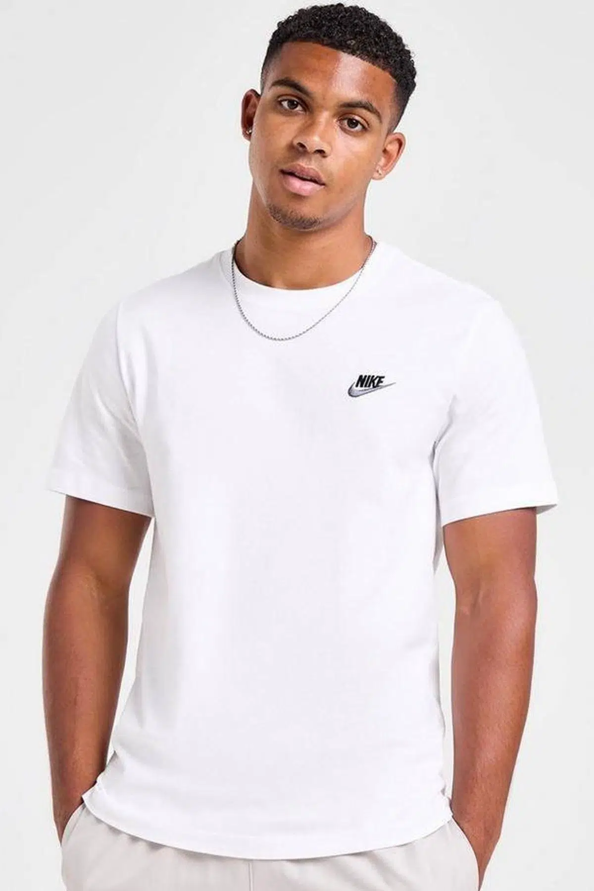 Nike Sportswear Club Men's T-Shirt Erkek Pamuklu Tişört Beyaz