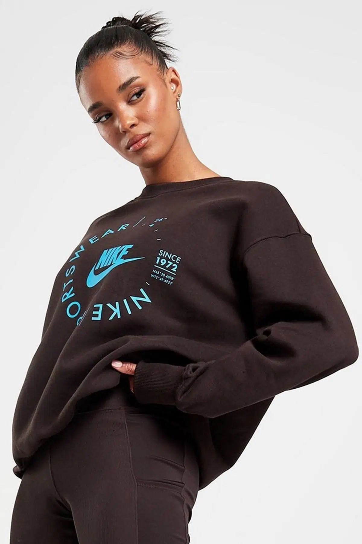 Nike Sportswear Utility Graphic Women’s Kadın Oversize Sweatshirt Kahverengi