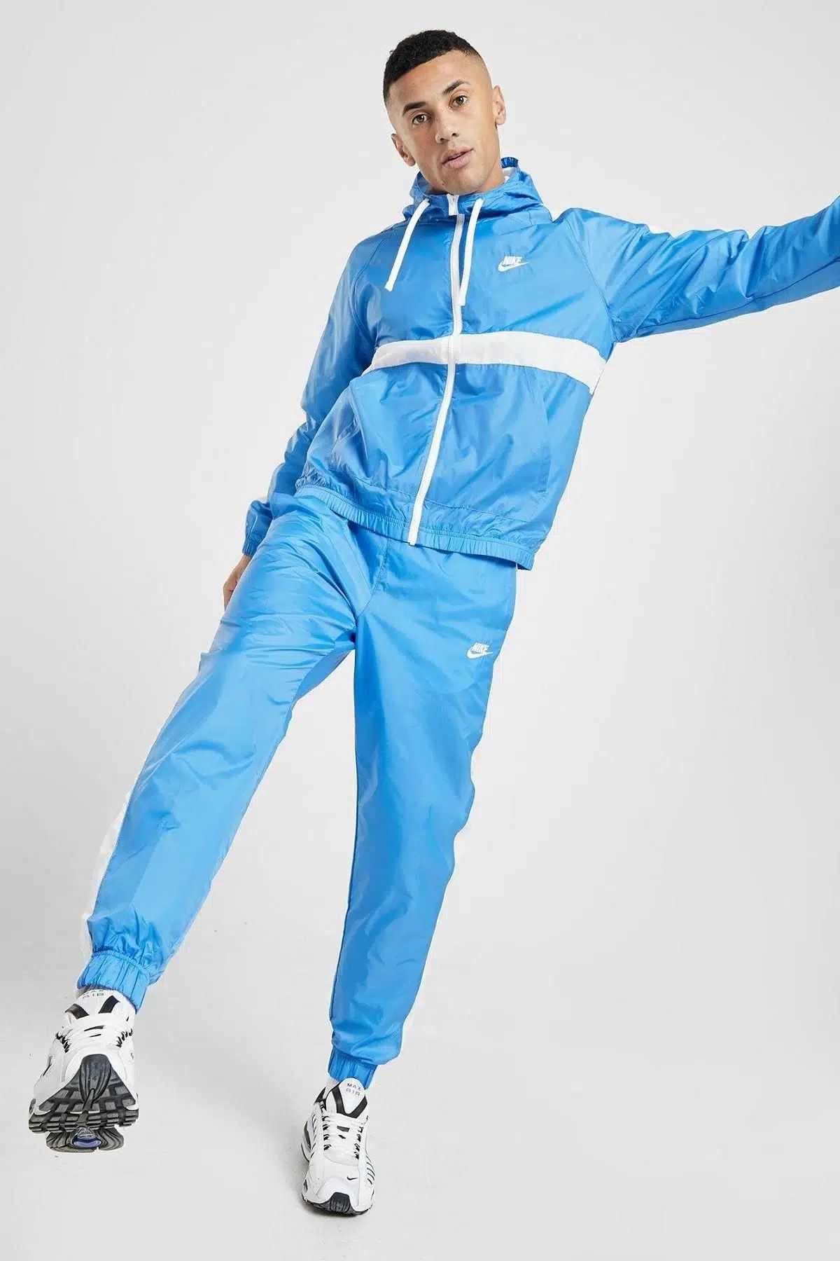 Nike Sportswer Hoxton Woven Loose Fit (Bol Kesim) Mavi Beyaz Eşofman Takımı