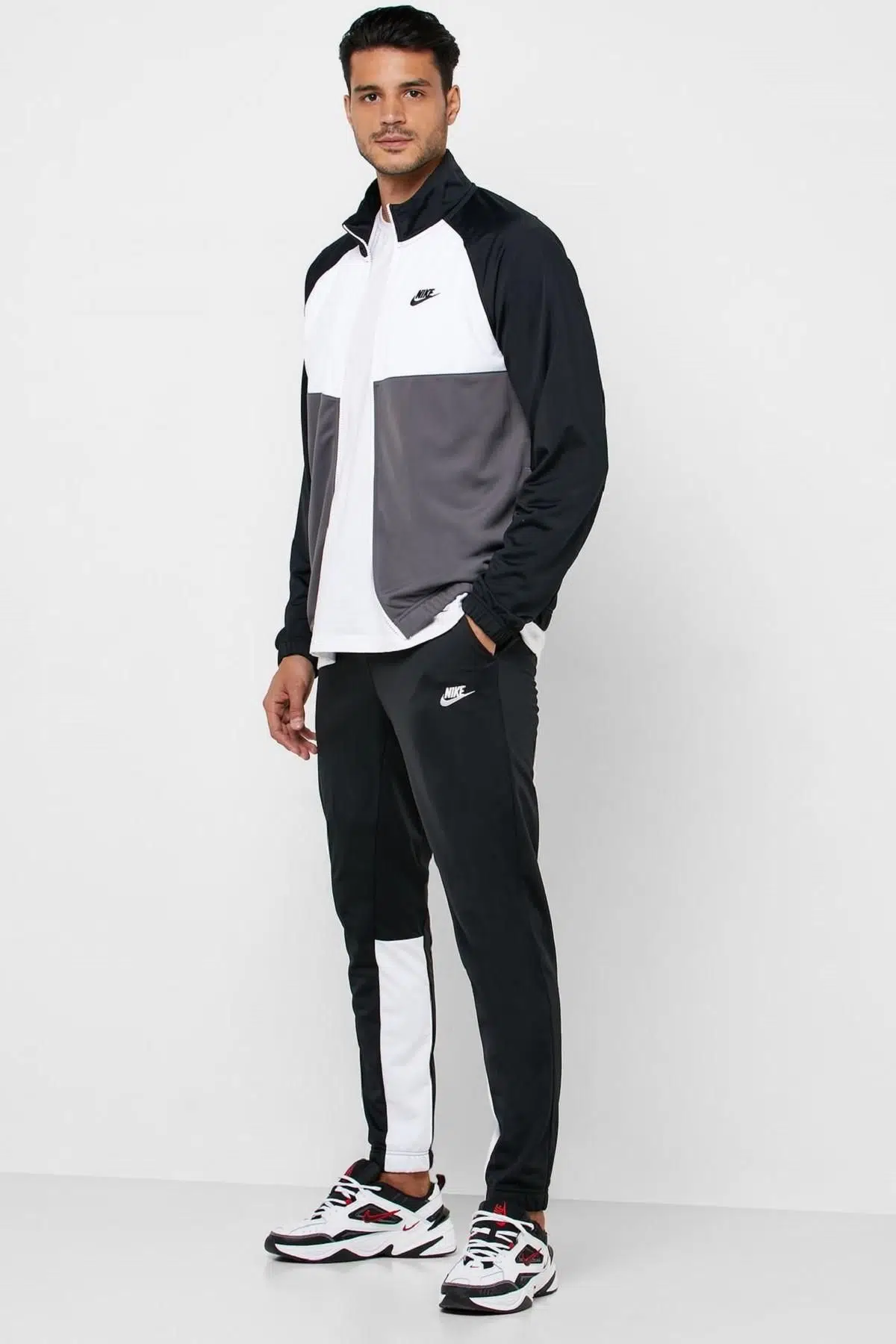 Nike Sportswer Track Suits Siyah, Beyaz Eşofman Takımı