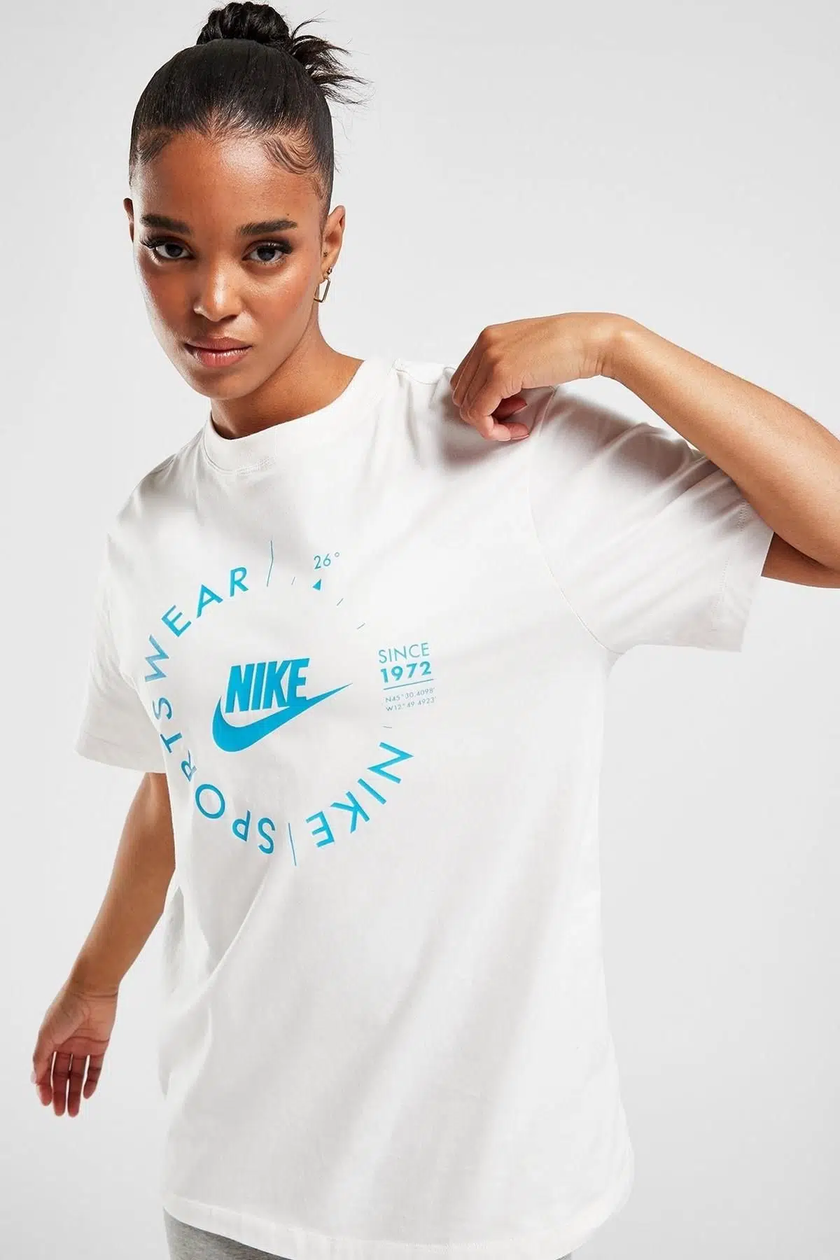 Nike Sportwear Utility Cotton Tee Grafikli Pamuklu Unisex Tişört Krem