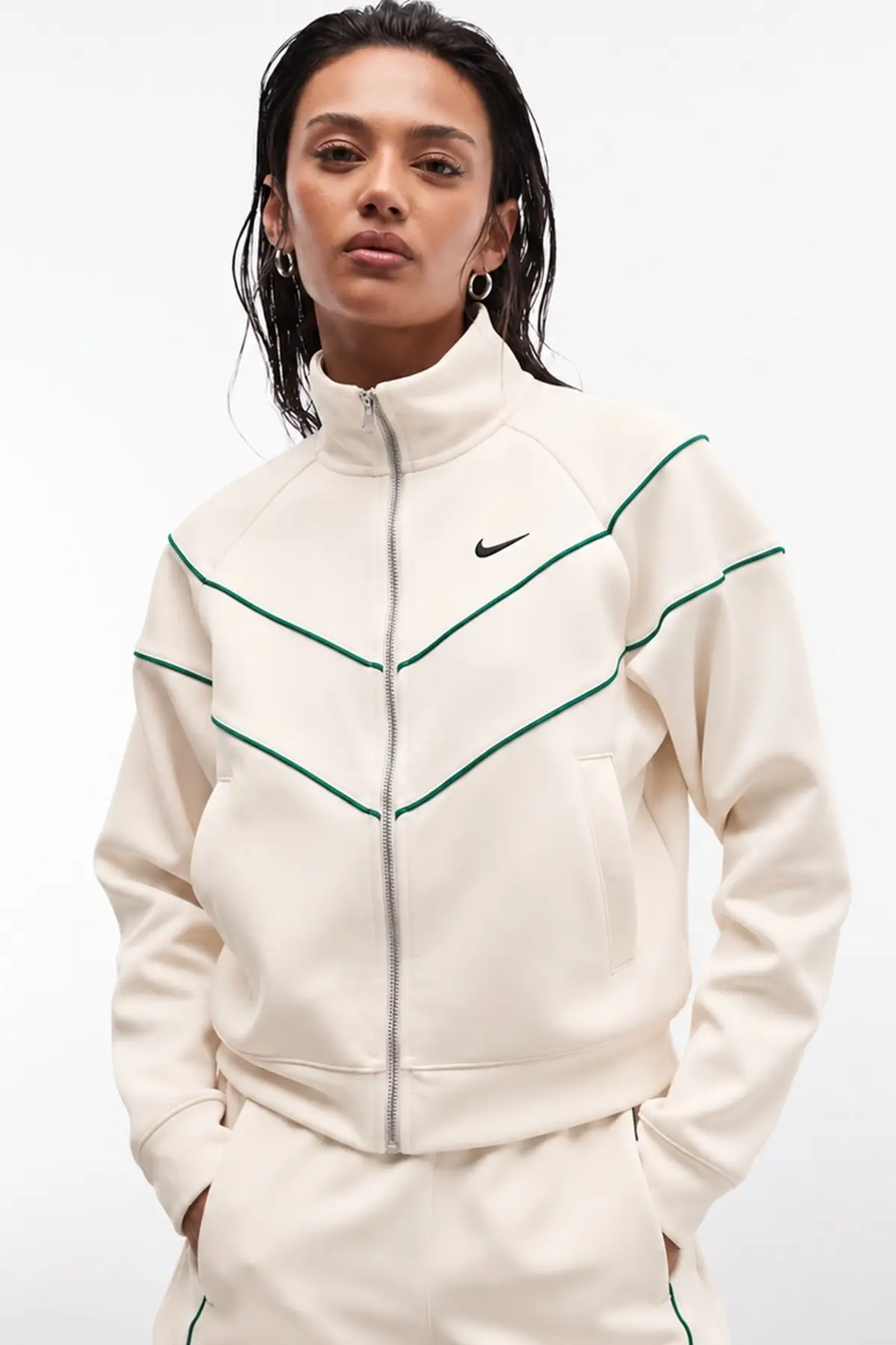 HJ0975-103 Nike Windrunner Piping Detail Track Full Zip Jacket Kadın Şerit Detaylı Spor Ceket Krem