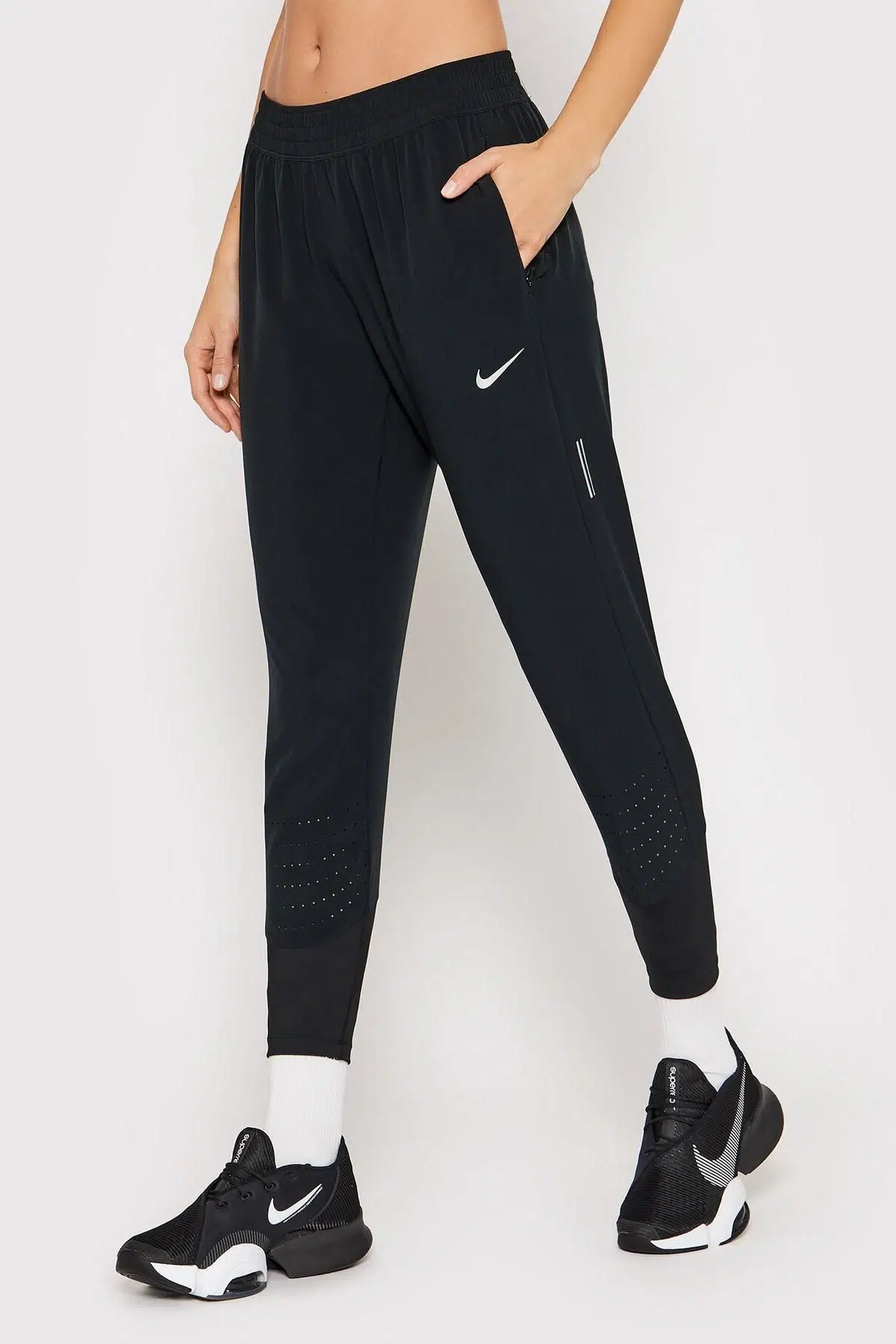 Nike Swift Running Trousers 7/8 Boy Kadın Eşofman Altı - Siyah