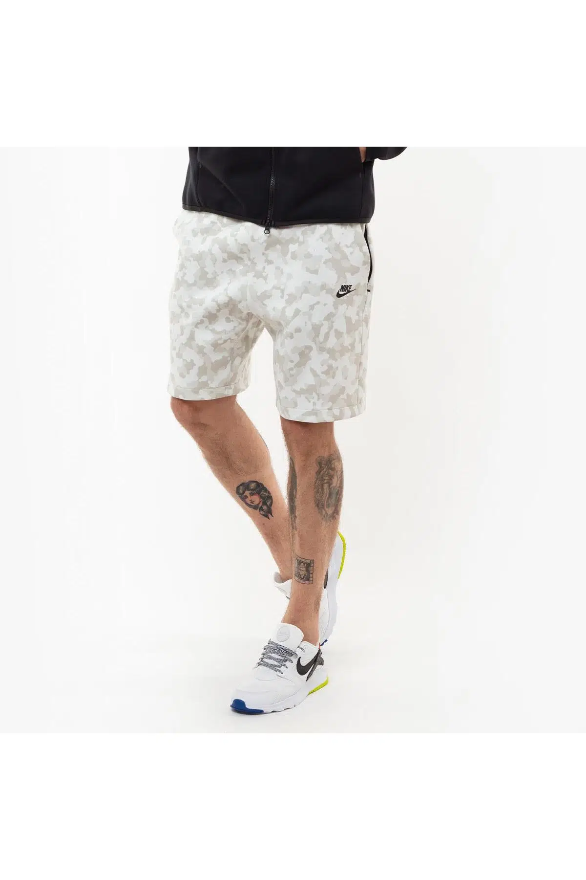 Nike Tech Fleece Camo Kamuflaj Şort