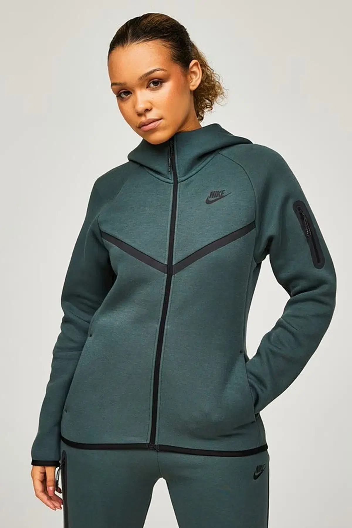 Nike Tech Fleece Full Zip Women Windrunner Hoodie Kapüşonlu Fermuarlı Kadın Sweatshirt Koyu Yeşil