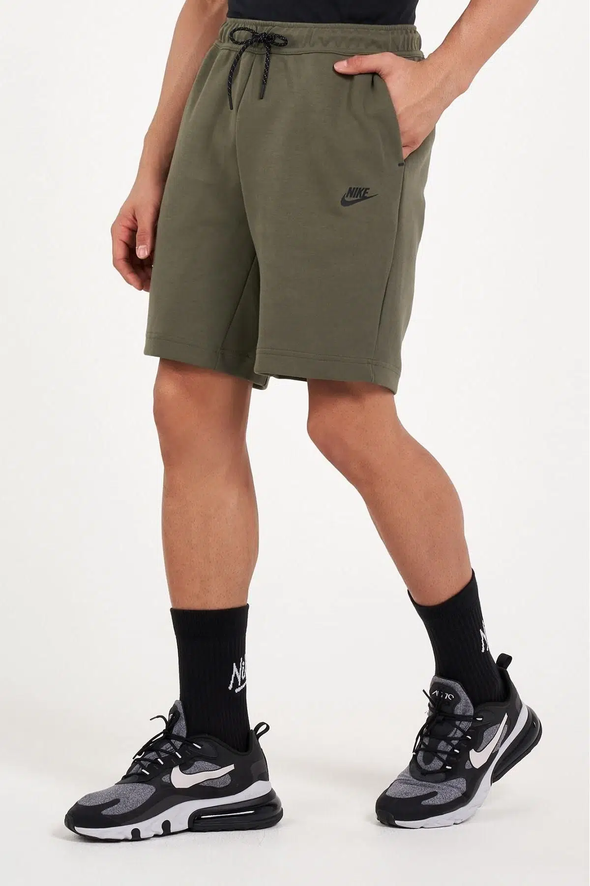 Nike Tech Fleece Haki Şort 