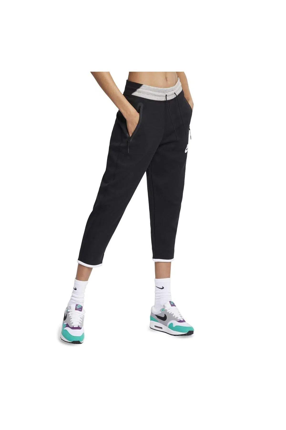  Nike Tech Fleece Kadın Eşofman Altı AR2946-011