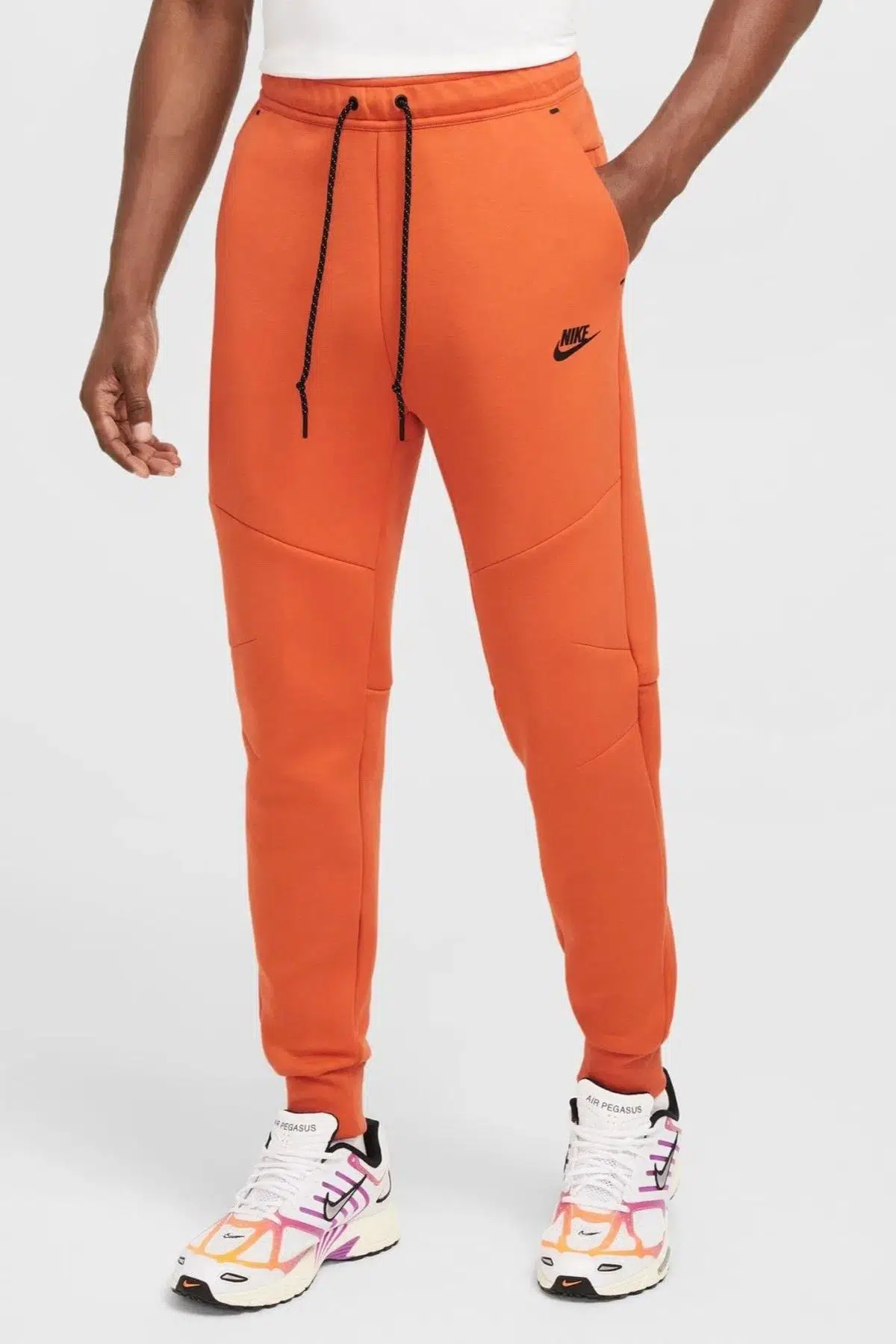 Nike Tech Fleece Slim Fit Men’s Track Jogger Pants Erkek Dar Kesim Eşofman Altı Turuncu