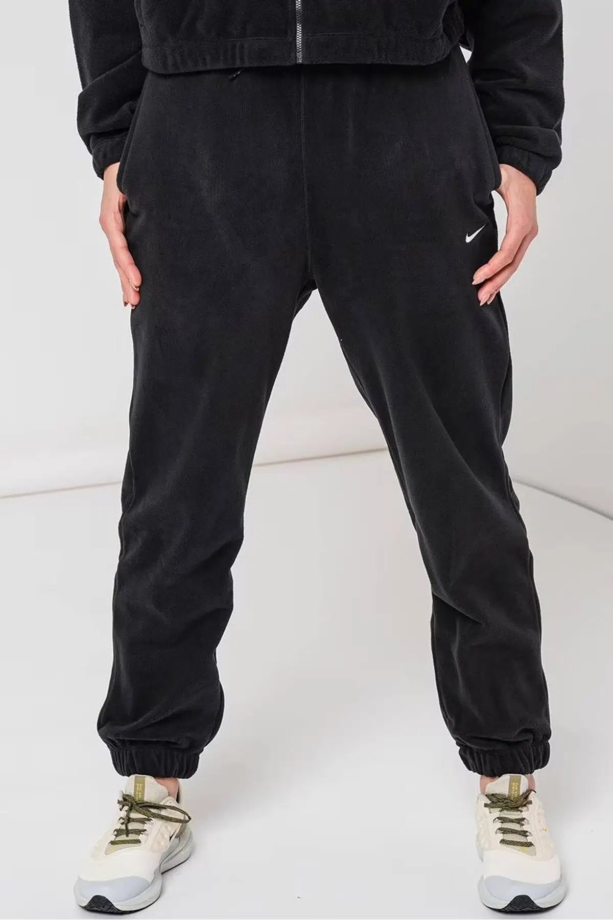 Nike Therma-FIT One Women's Loose Fleece Pants Kadın Bol Kesim Yüksek Bel Eşofman Altı Siyah