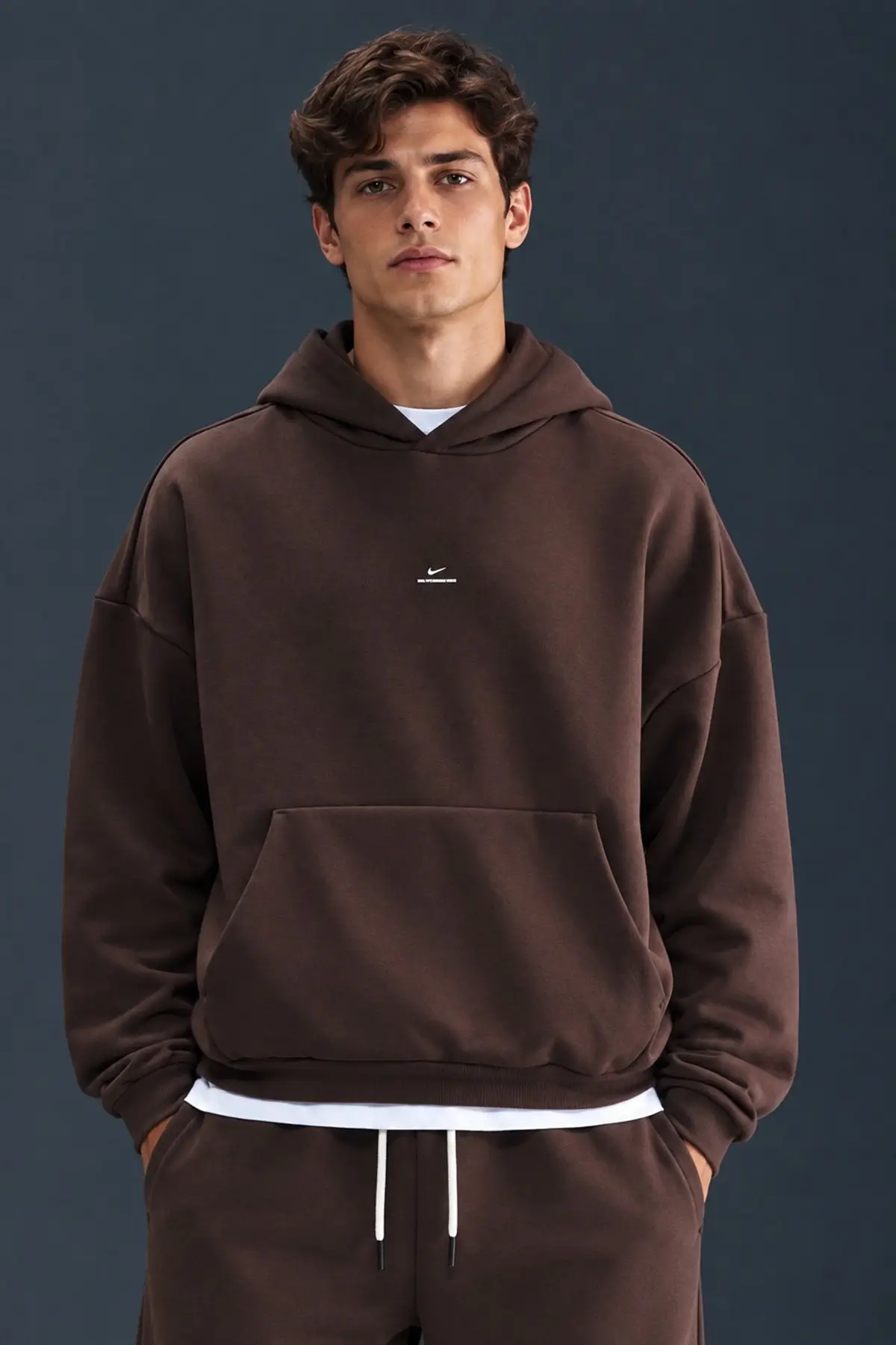 IM5918-237 Nike Therma Fit SI BRSH Oversize Mens Sweathirt Bol Kesim Kapüşonlu Erkek Sweatshirt Kahverengi