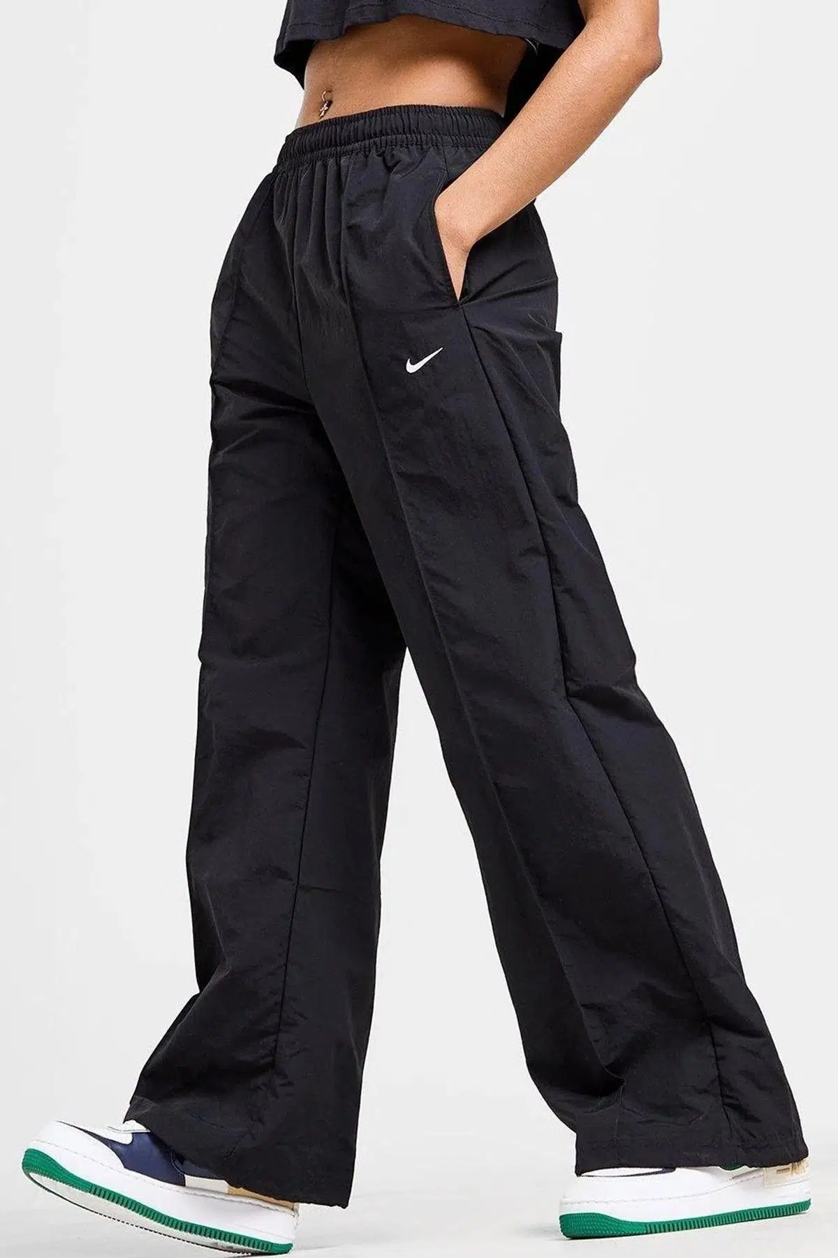 Nike Trend Woven Baggy Parachute Pants Kadın Dokuma Bol Kesim Paraşüt Eşofman Altı Siyah