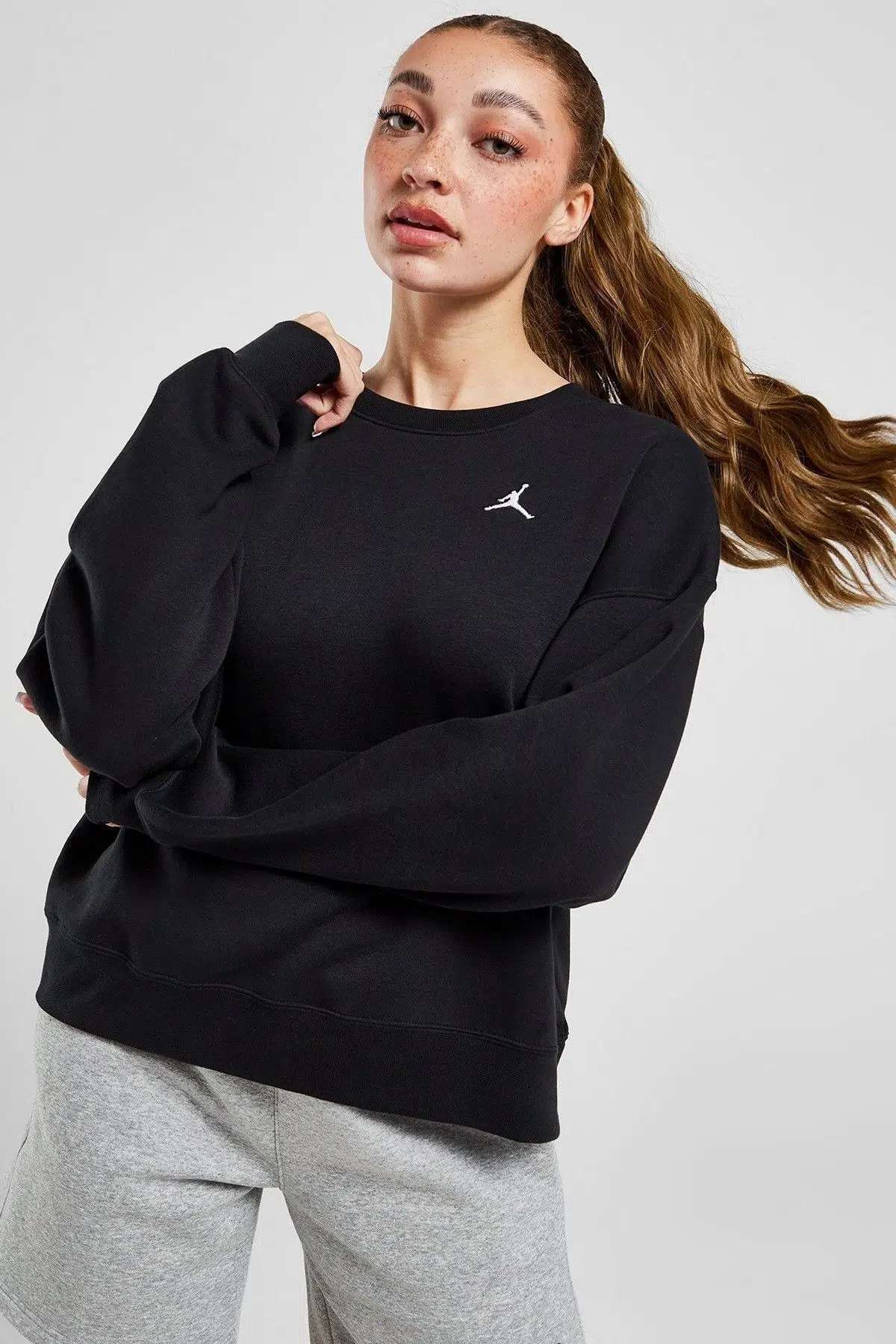 Nike Women's Jordan Essential Crew Loose Fit Kadın Büyük Beden Sweatshirt Siyah
