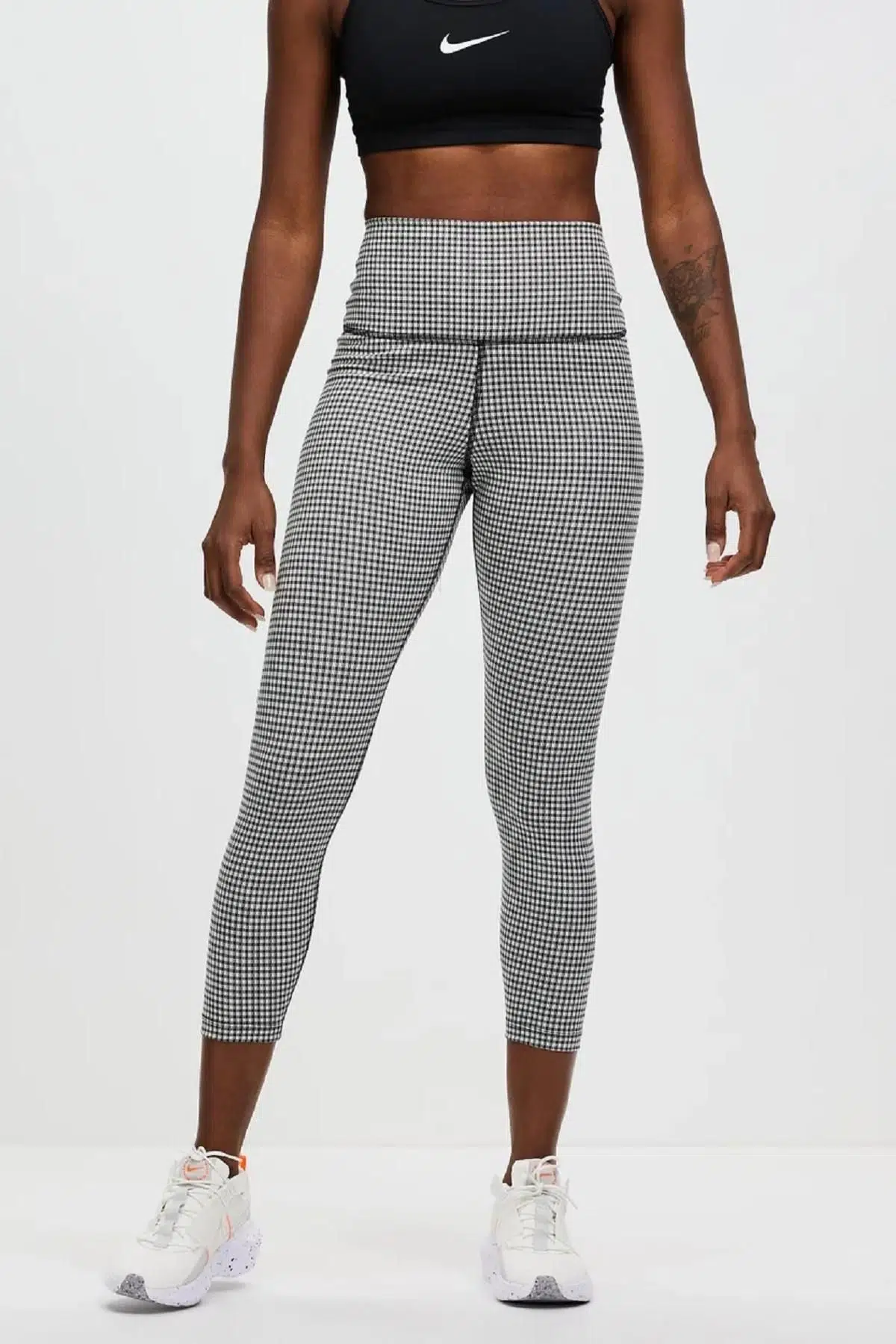 Nike Yoga High Waisted Crop Gingham Leggings Toparlayıcı Pitikare Crop Tayt