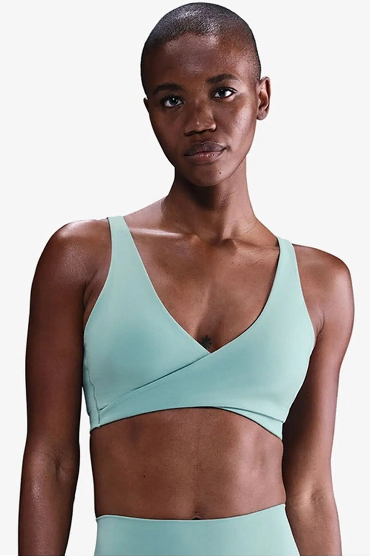 Nike One Women's Light Support Padded Sports Bra Pedli Kadın Spor Sütyeni Yeşil