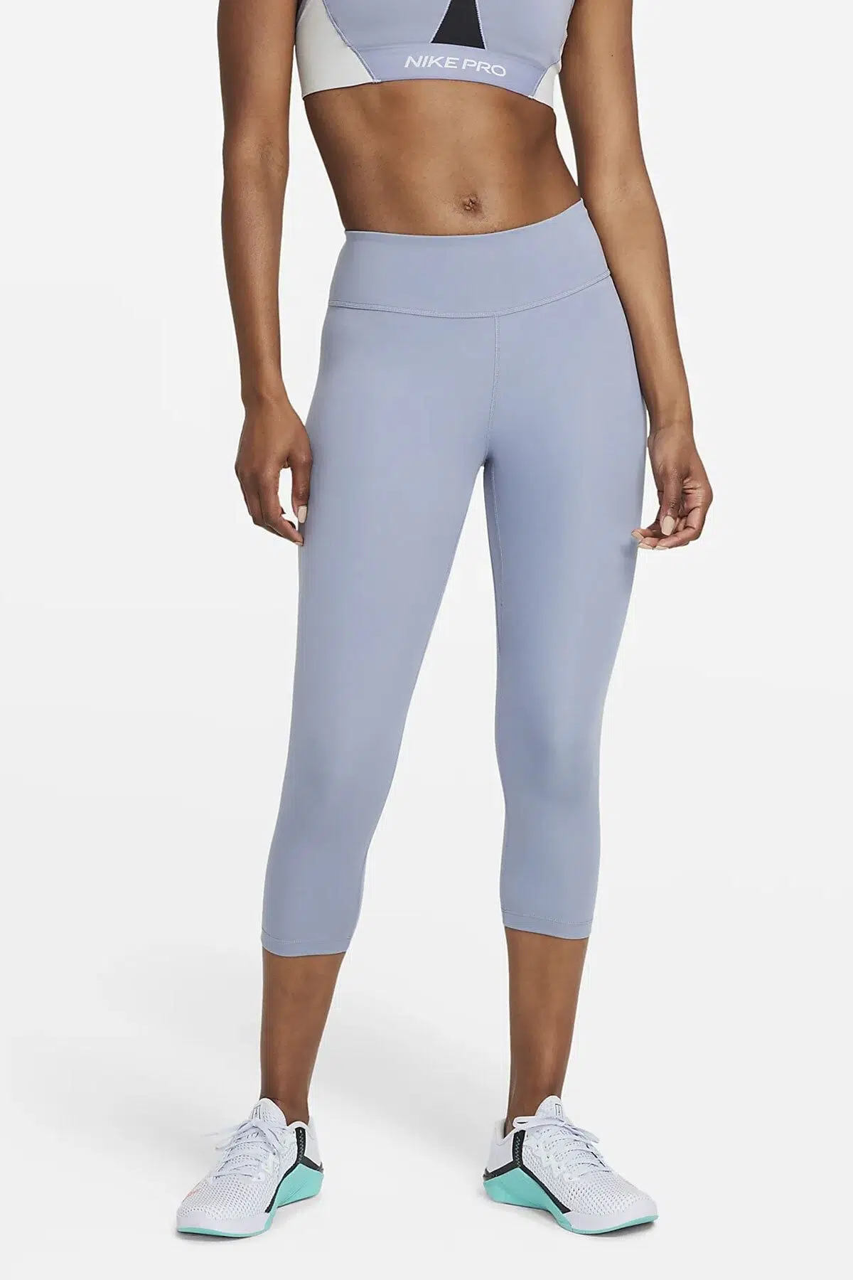 Nike One Performance Capri Leggings Toparlayacı Kısa Kadın Tayt 