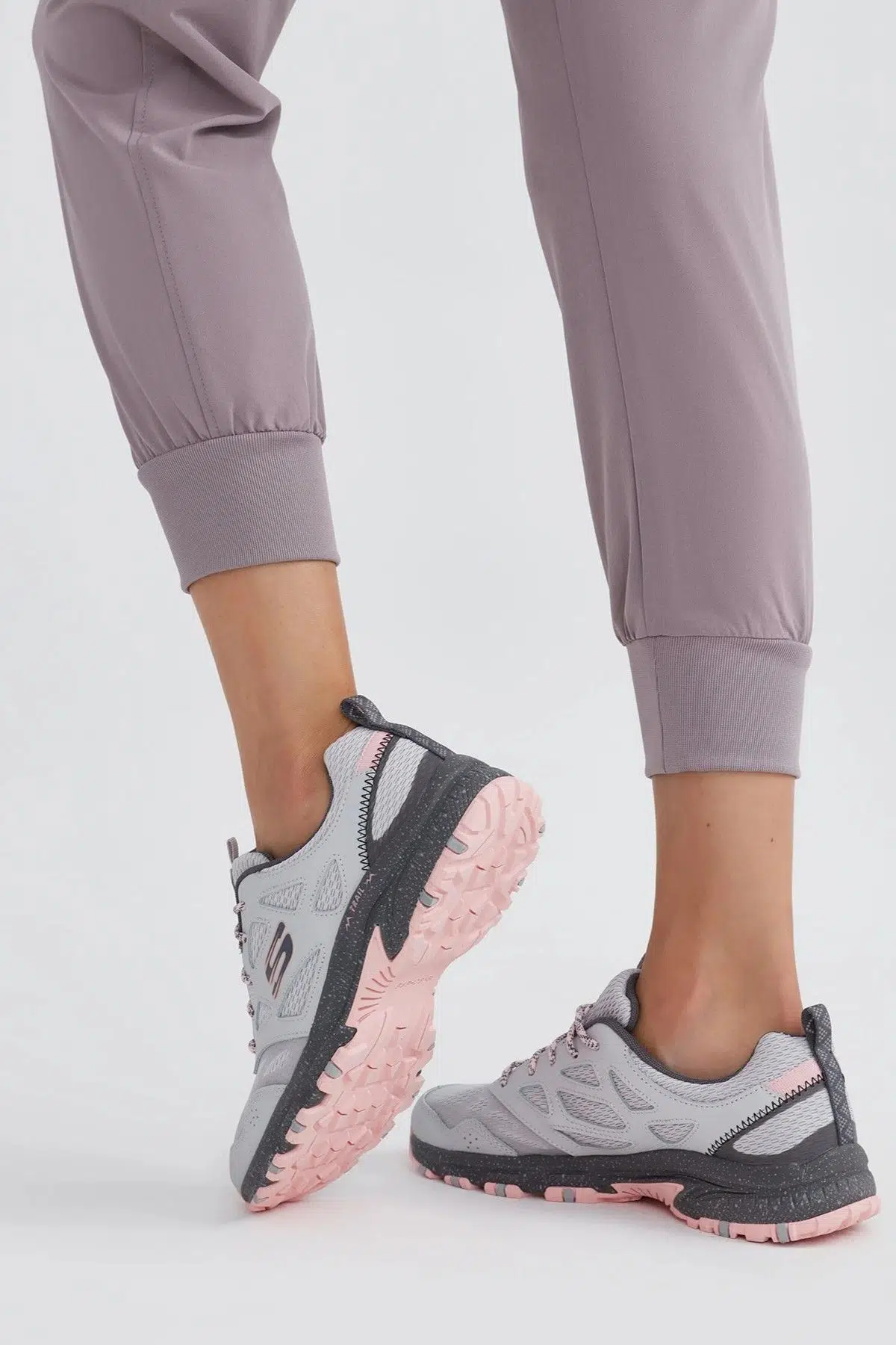 Skechers Hillcrest Leather Memory Foam Outdoor Sneaker Hafızalı Taban Hakiki Deri Kadın Outdoor Ayakkabı Gri