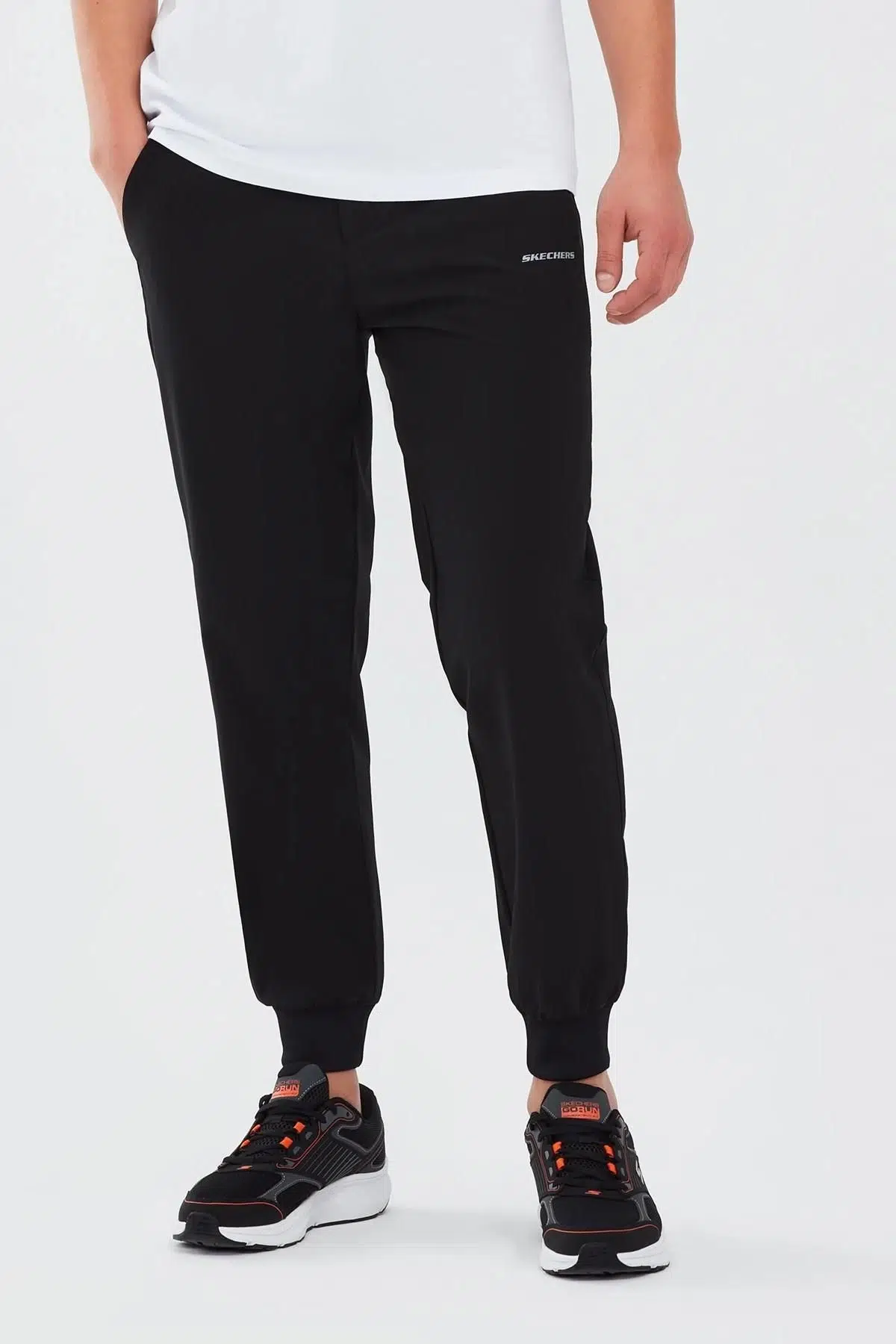 Skechers M Micro Collection Side Zipped Jogger Pant Erkek Yandan Fermuarlı Siyah Pantolon