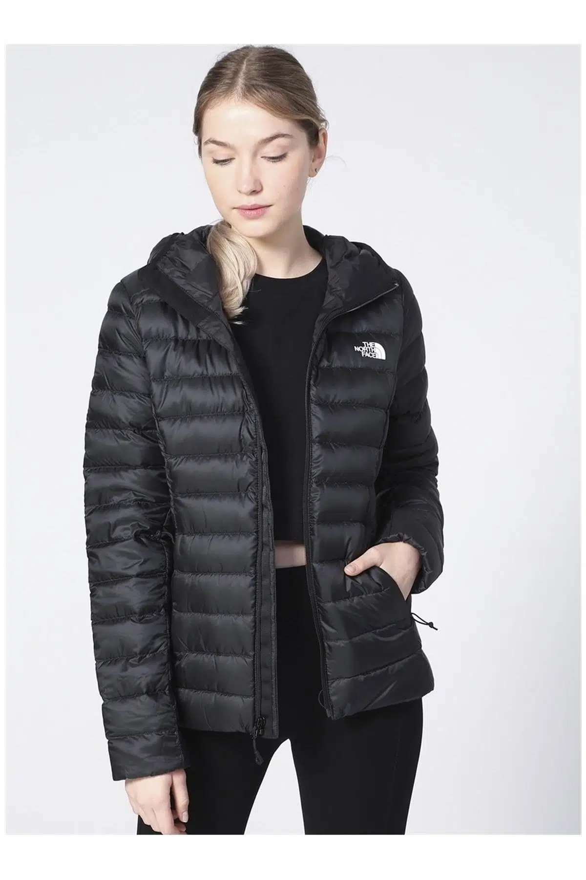 The North Face W Resolve Down Fill 800 Kapüşonlu Kaz Tüyü Mont